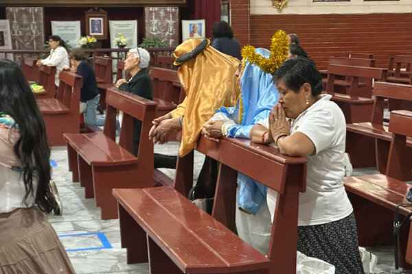 Misa del Gallo en la Iglesia de la Loma de Quito, Riobamba