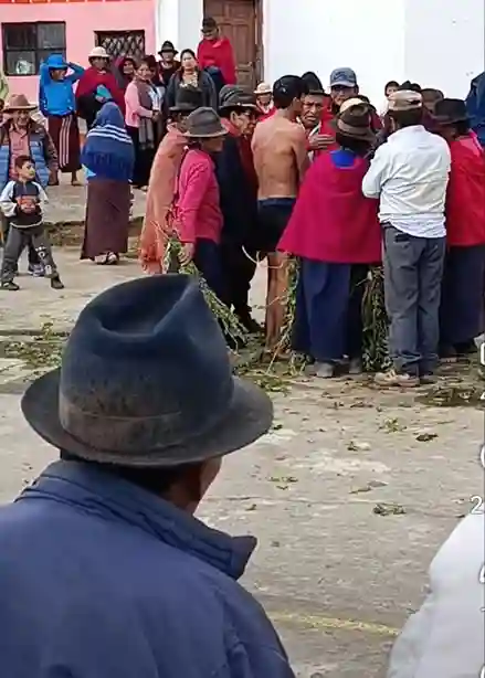 La Justicia Indígena se aplicó por robo en Licto. La comunidad San Antonio de Guagñag se citó en Asamblea para juzgar y ejecutar el castigo