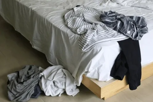 Hombre habría extorsionado a una niña para violarla en un hostal