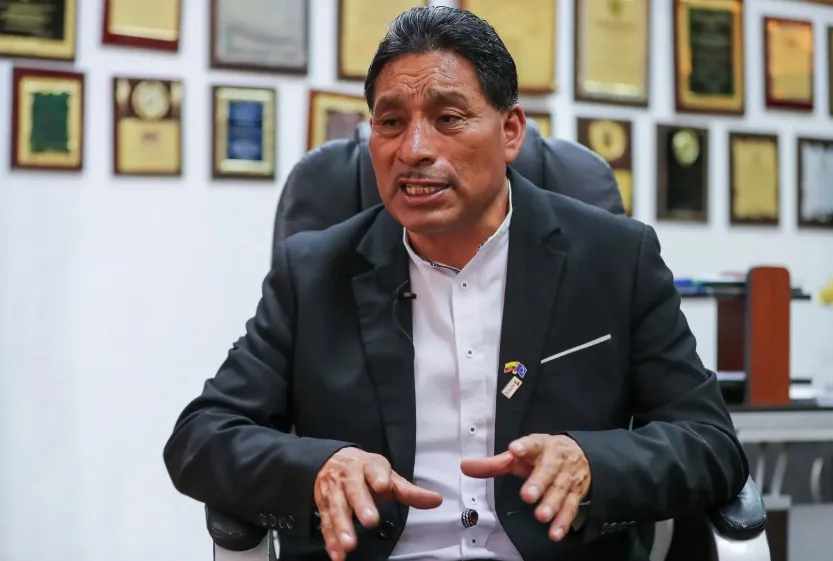 Prefecto de Chimborazo crearía partido político para su reelección