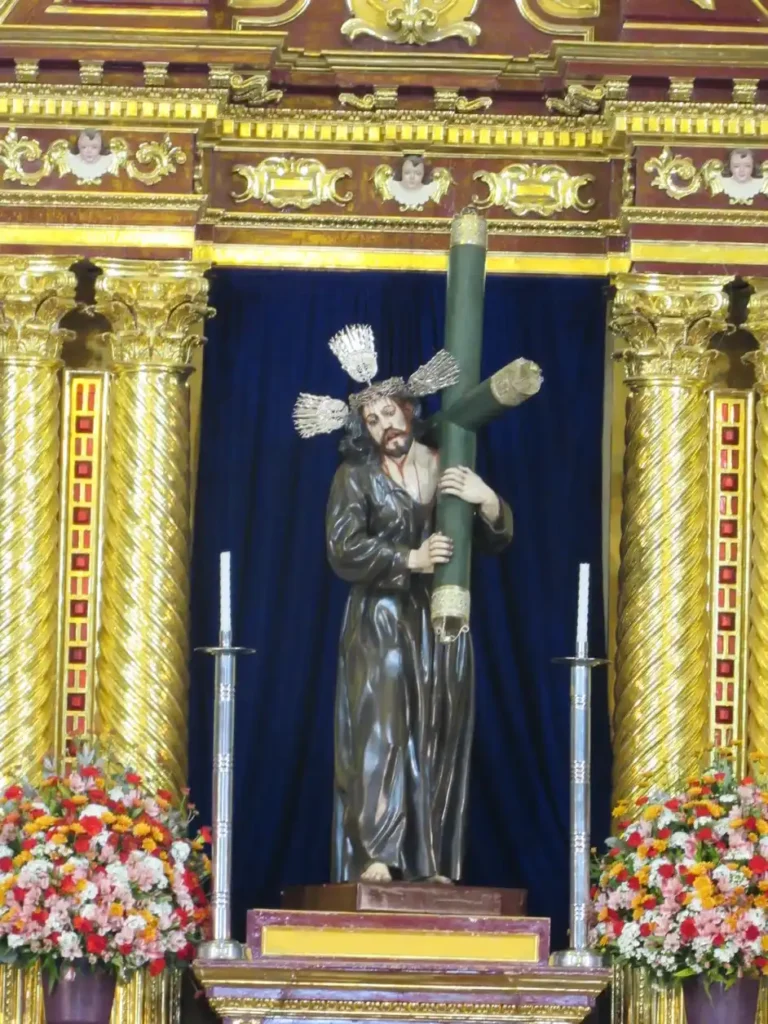 Imagen de Jesús del Gran Poder venerado en la iglesia de Loma de Quito