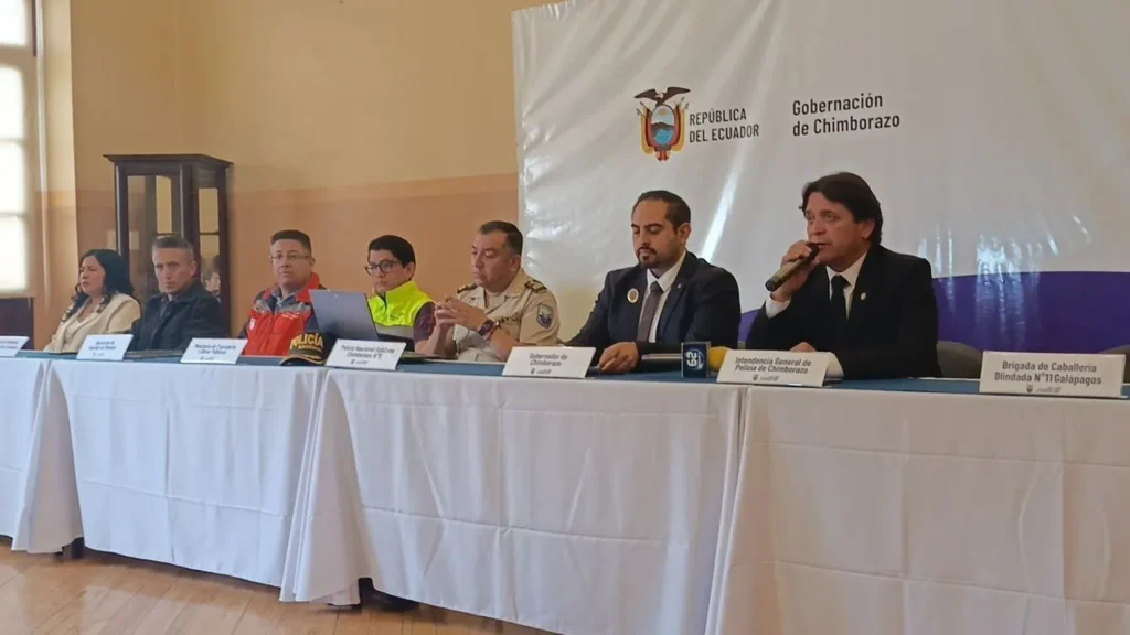 1100 policías activos en feriado de Semana Santa en Chimborazo