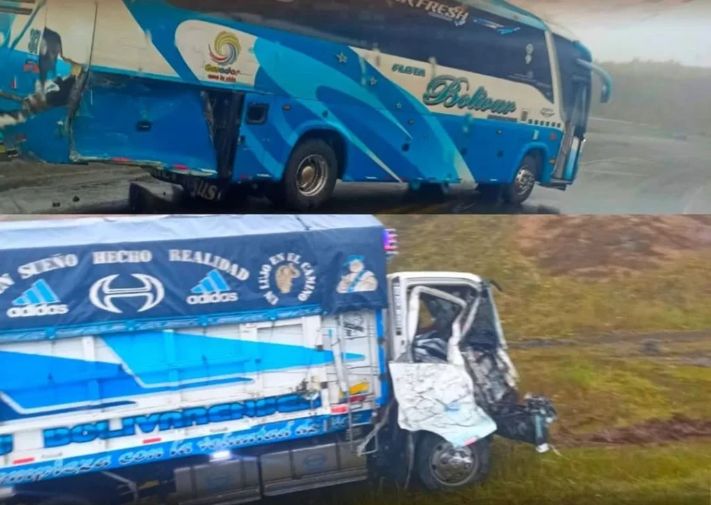 Bus y camión chocan en El Arenal, vía Guaranda–Ambato