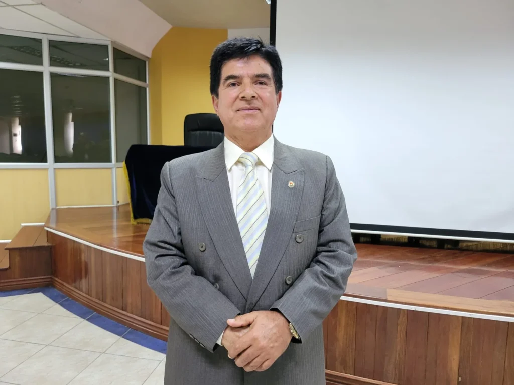 José Álvarez Román, director general de la Red de Observatorios e Investigación Turística del Ecuador (ROITE)