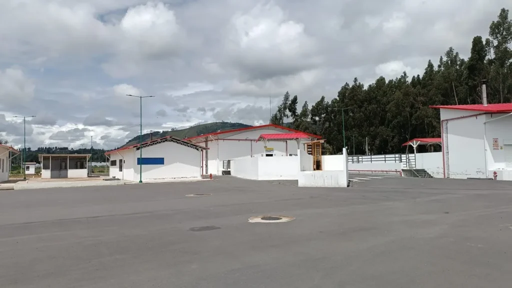 Latacunga: Obra Centro de Faenamiento culminada al 100%.