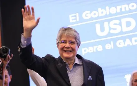 Guillermo Lasso anuncia becas de hasta USD 20 mil en maestrías