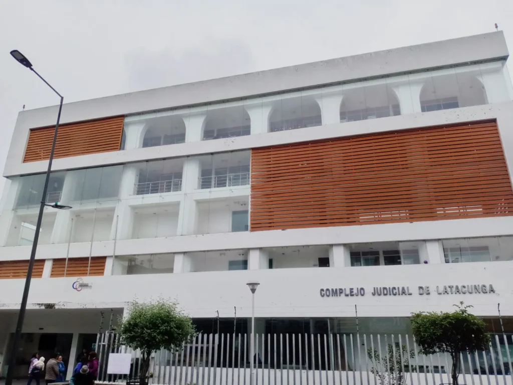 Nuevos jueces posesionados en Corte Provincial Cotopaxi.