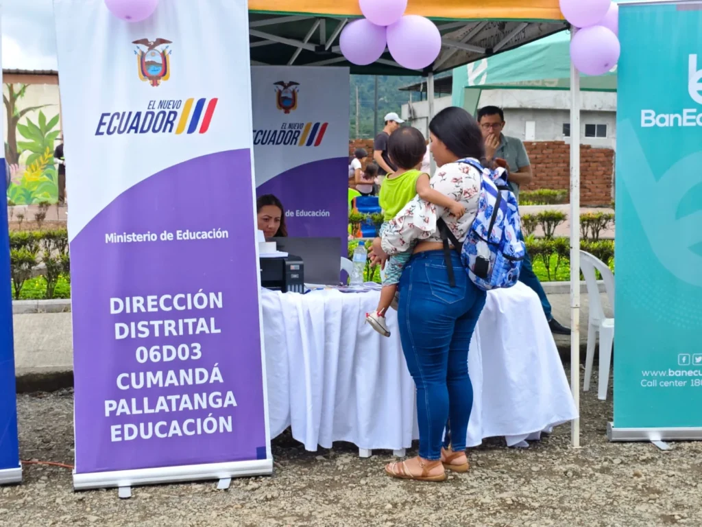 Pallatanga y Cumandá acercan servicios del Gobierno a ruralidad