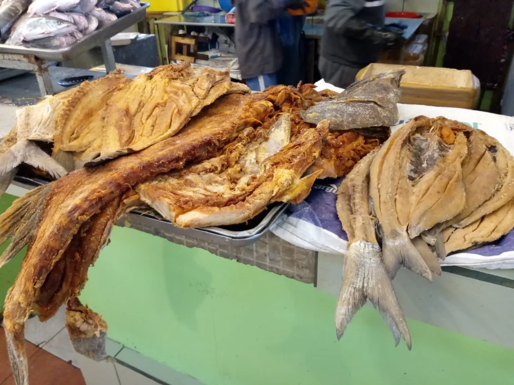 Ingredientes de fanesca se venden en mercados de Latacunga