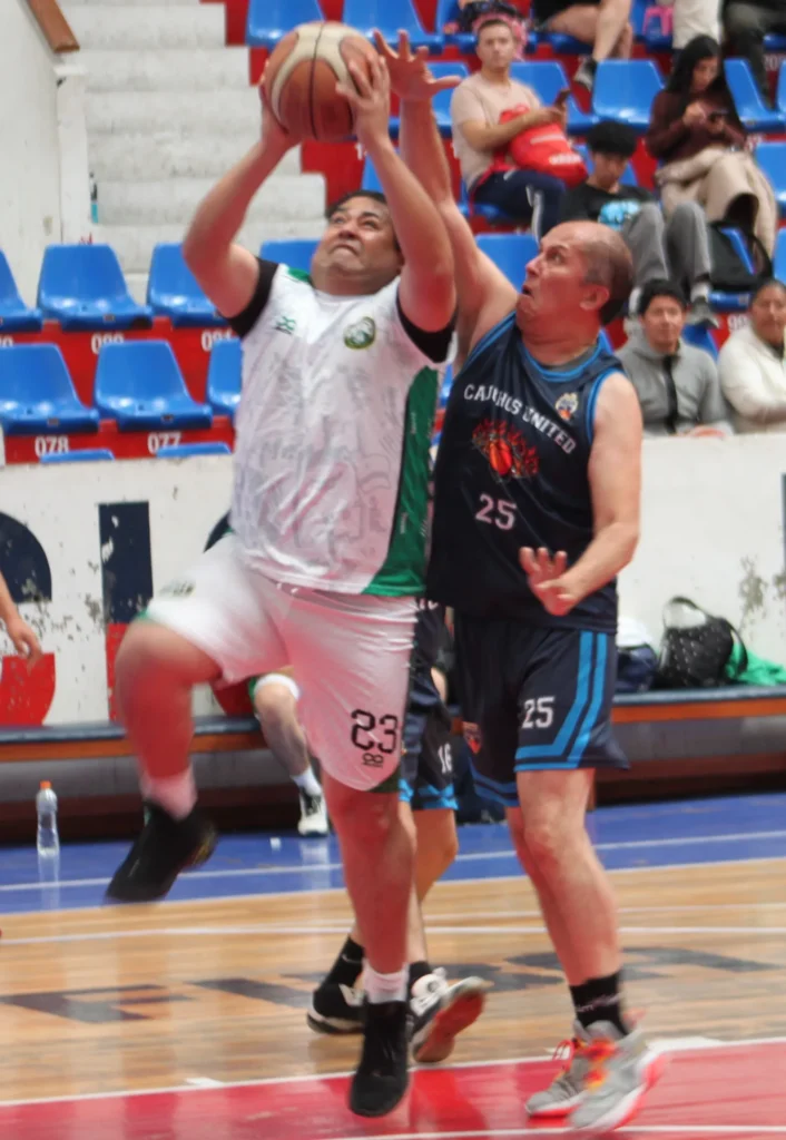 Baloncesto Torneo de Exalumnos: San Felipe ganó a Cisneros