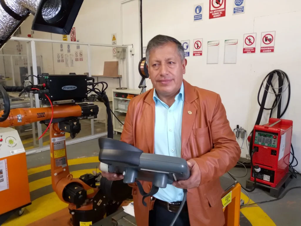 ESPE Latacunga iniciará maestría en Mecatrónica.