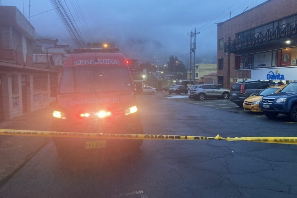 Dos delincuentes fueron abatidos en Quito tras robo