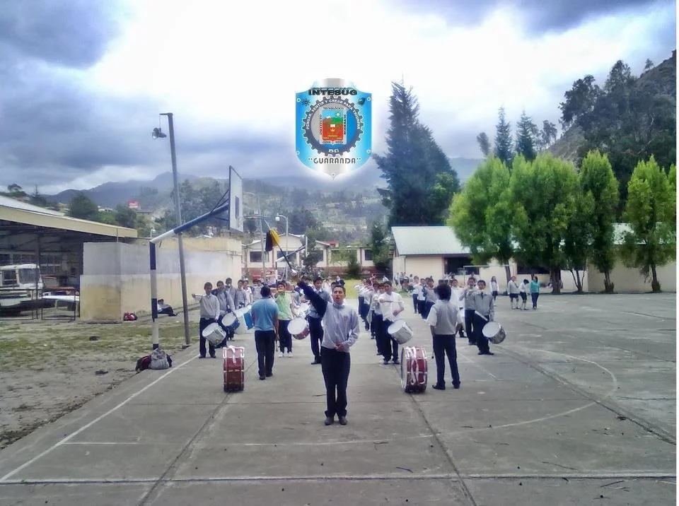 Reencuentro de exalumnos del tecnico guaranda 2025