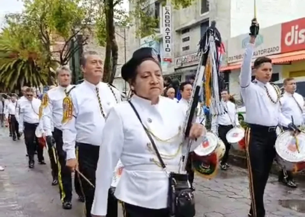 Colegio Técnico Guaranda festeja ocho décadas