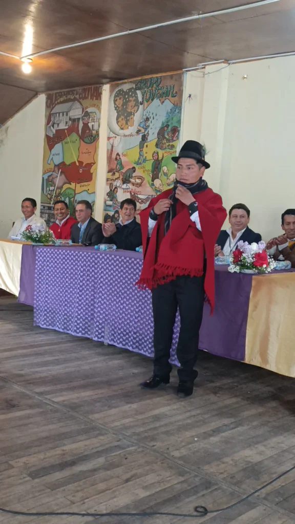 Salinas da la bienvenida a su nuevo teniente político