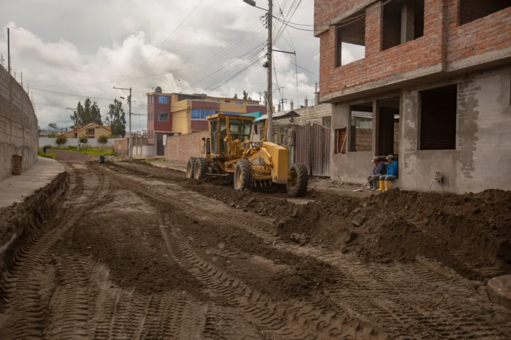 Trabajos en el barrio San Miguel de Tapi