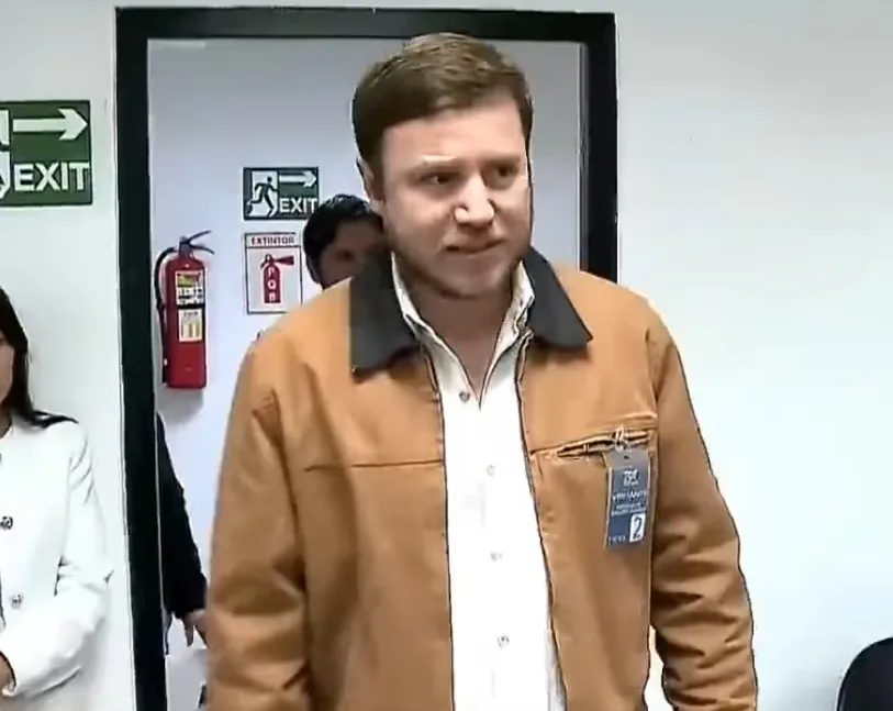 El exconsejero Augusto Verduga tiene orden de prisión, es refugiado en México