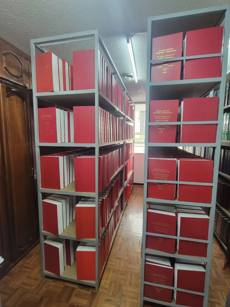 Los documentos notariales ya no solo se preservan en físico, sino hay varios respaldos