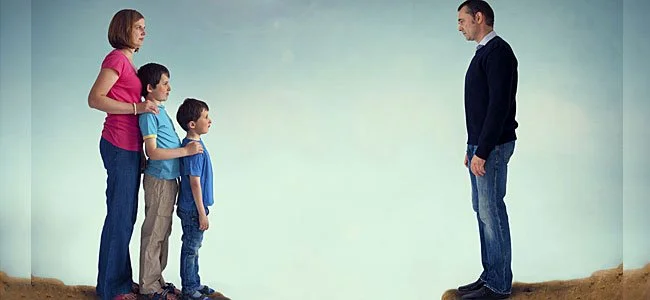 Si bien los valores a pagar no satisfacen las necesidades de los hijos, tampoco hay garantía que en su totalidad se inviertan en ellos