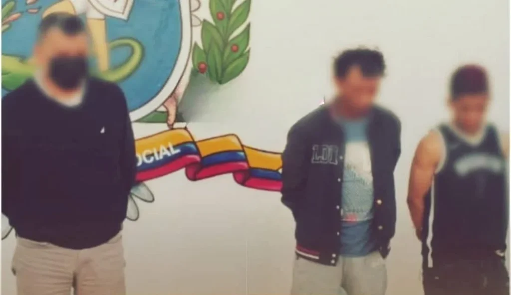 Tres integrantes de“Los Lobos”capturados en Ambato.
