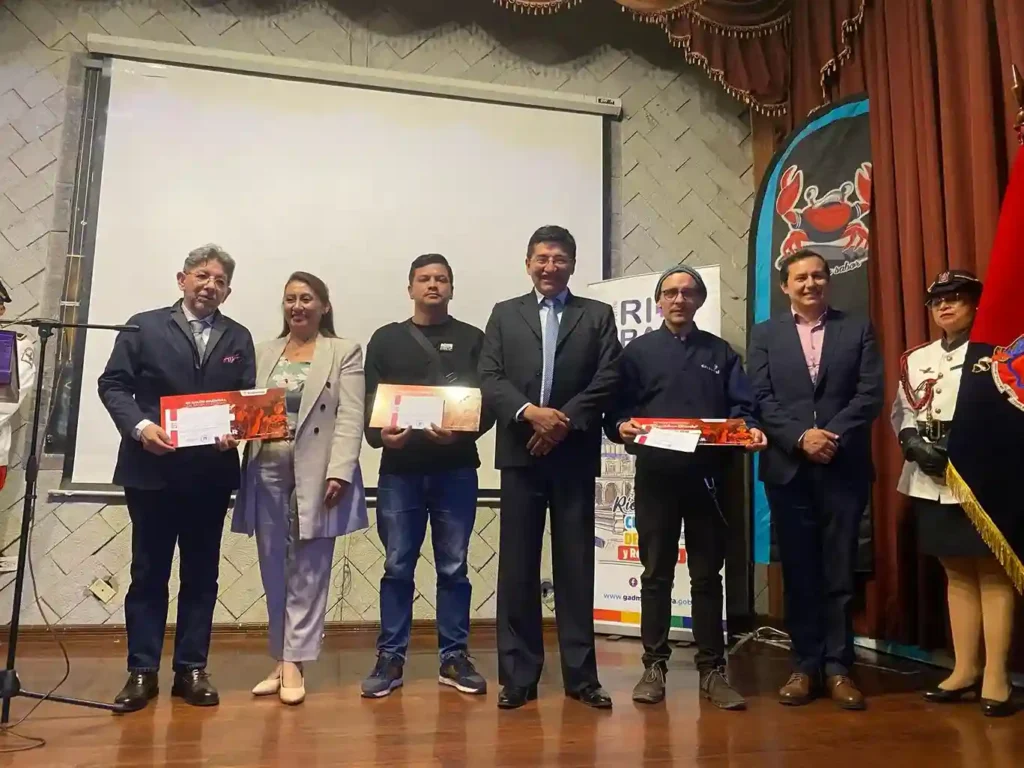Casa Museo en Riobamba abrió XII Salón de Artes plásticas