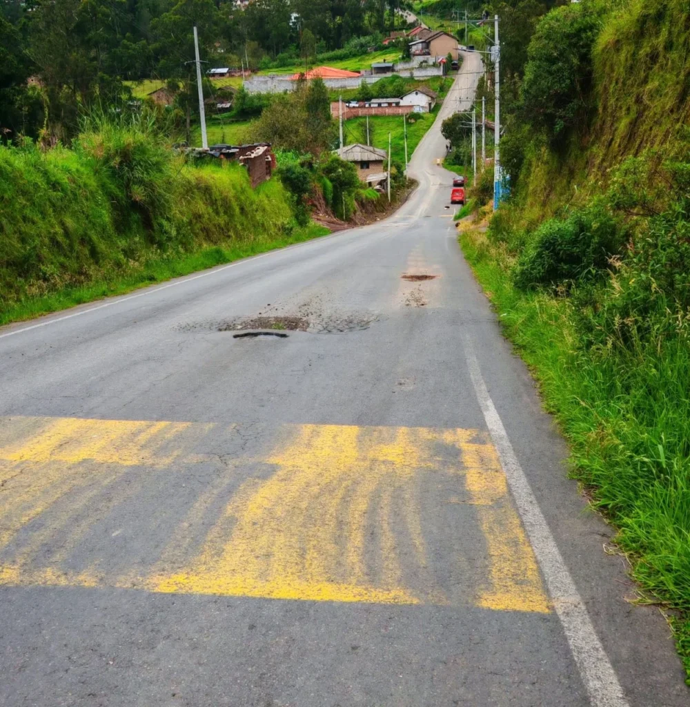 Negroyaco exige rompevelocidades ante peligro vial constante