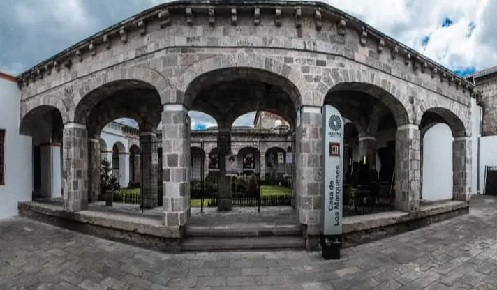 Casa de los Marqueses: arte viva de Latacunga.